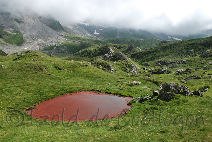 lac rouge